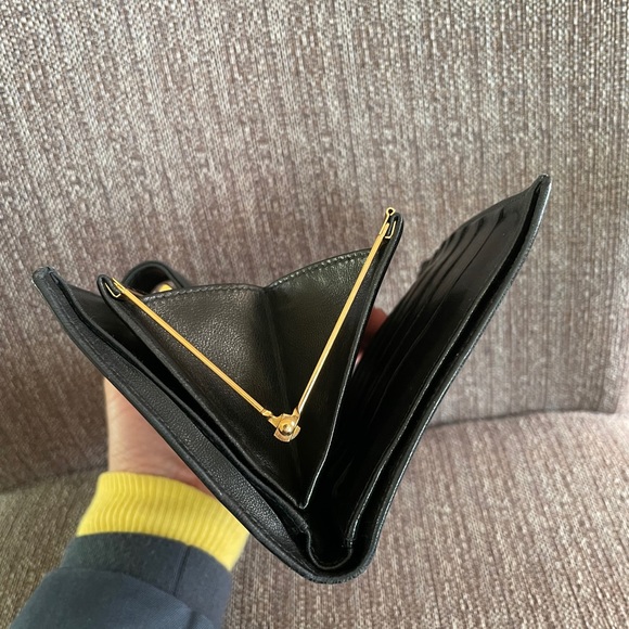 🏴 Authentic Chanel wallet - Picture 9 of 15